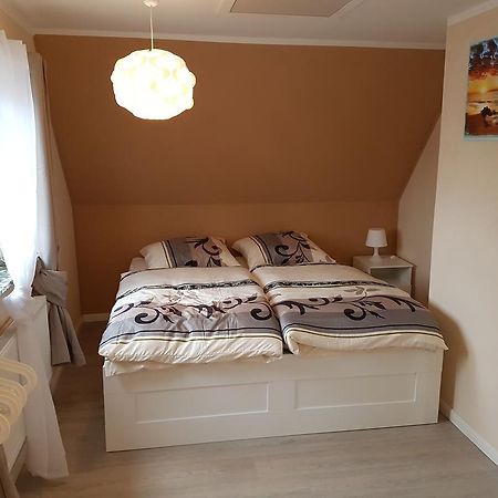 הוסום Ferienhaus Am Hasselberg Husum מראה חיצוני תמונה